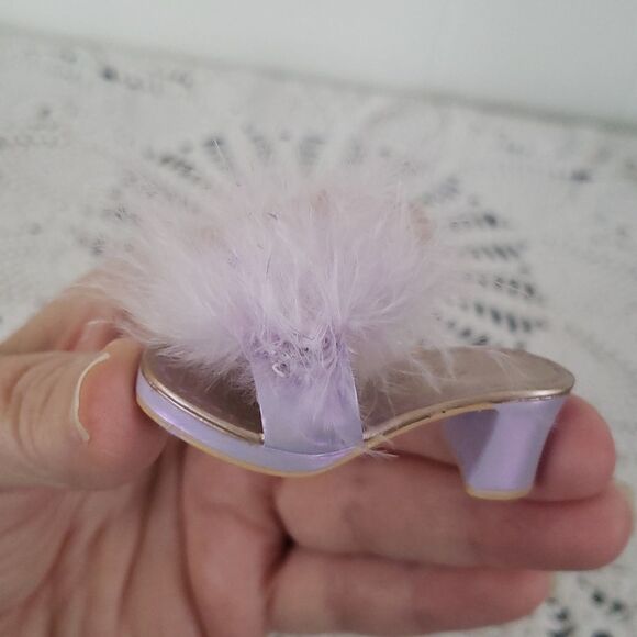 Vintage 2003 'Just the Right Shoe' Collectible Miniature "Future Star" by Raine - Picture 6 of 6